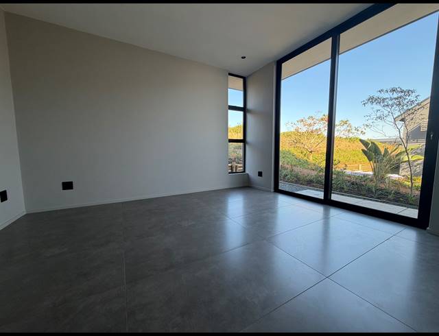 4 BEDROOM HOUSE FOR SALE IN SEATON ESTATE